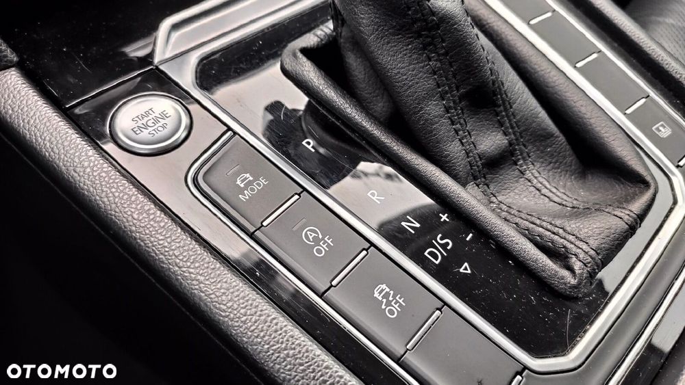 Volkswagen Passat - 35