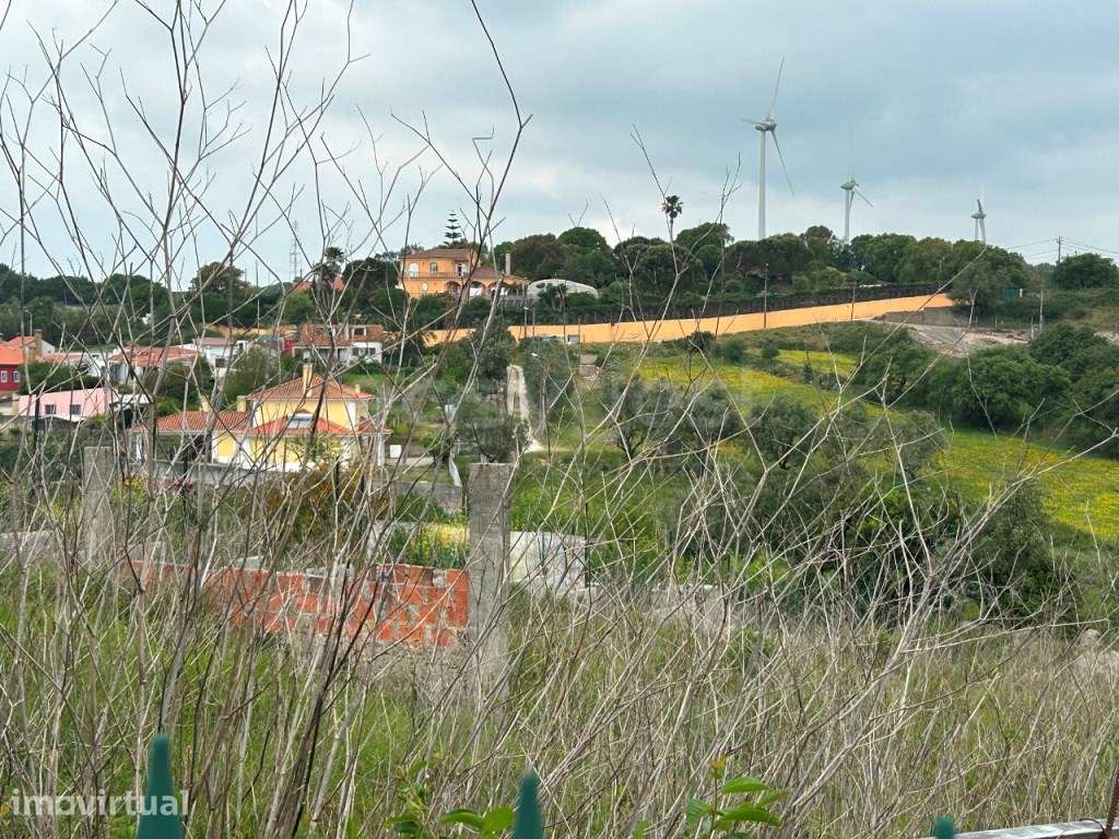 Terreno urbano com 1875m2 e possibilidade de construção até 500m2 - Grande imagem: 3/15