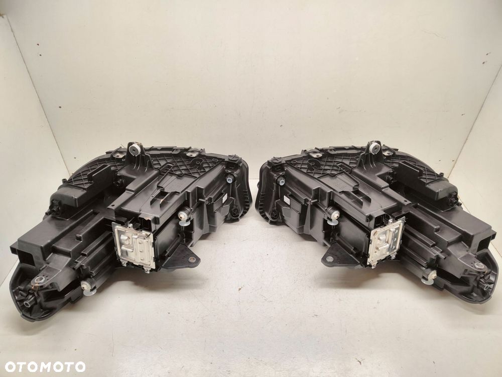 bmw x1 u11 komplet lamp przednich 5a9a221-01, 5a9a222-01 - 4