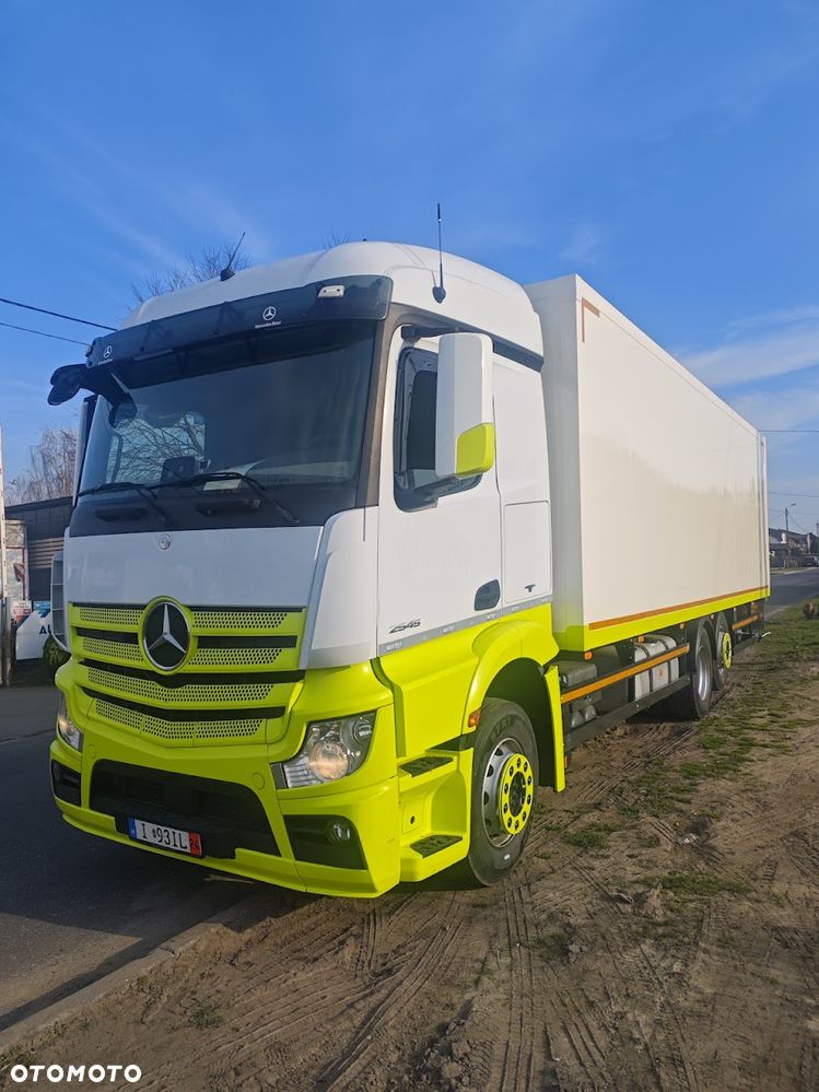 Mercedes-Benz ACTROS * ANTOS *  izoterma*kontener * napojówka*przewierty sterowane *chłodnia *kurier * kwiatówka * grzanie - 4