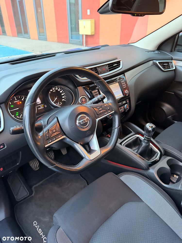 Nissan Qashqai 1.5 dCi N-Connecta - 29