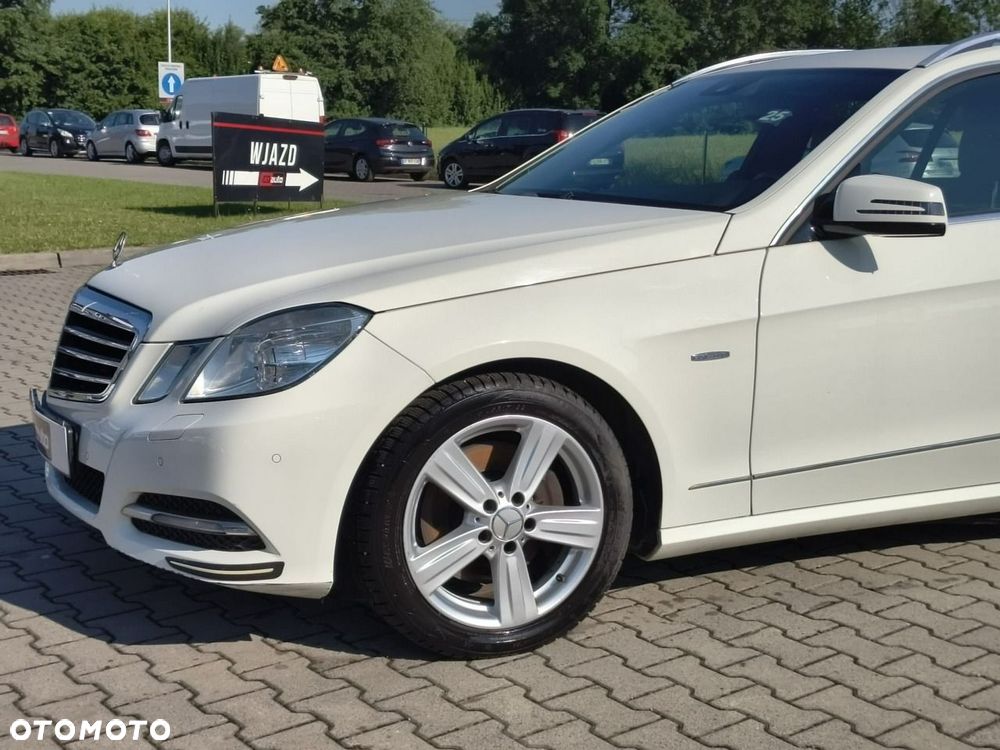 Mercedes-Benz Klasa E - 27