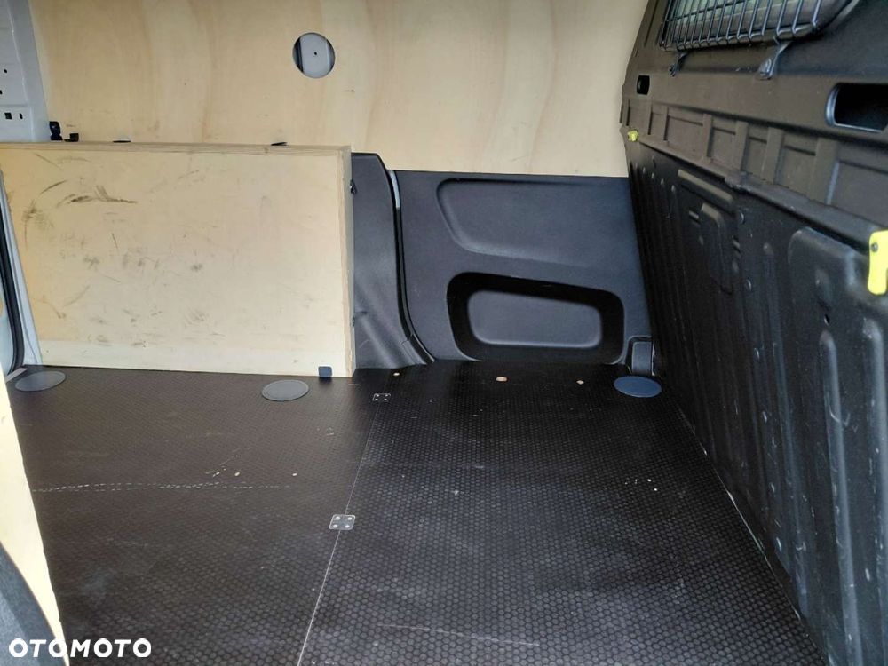 Toyota PROACE CITY - 18