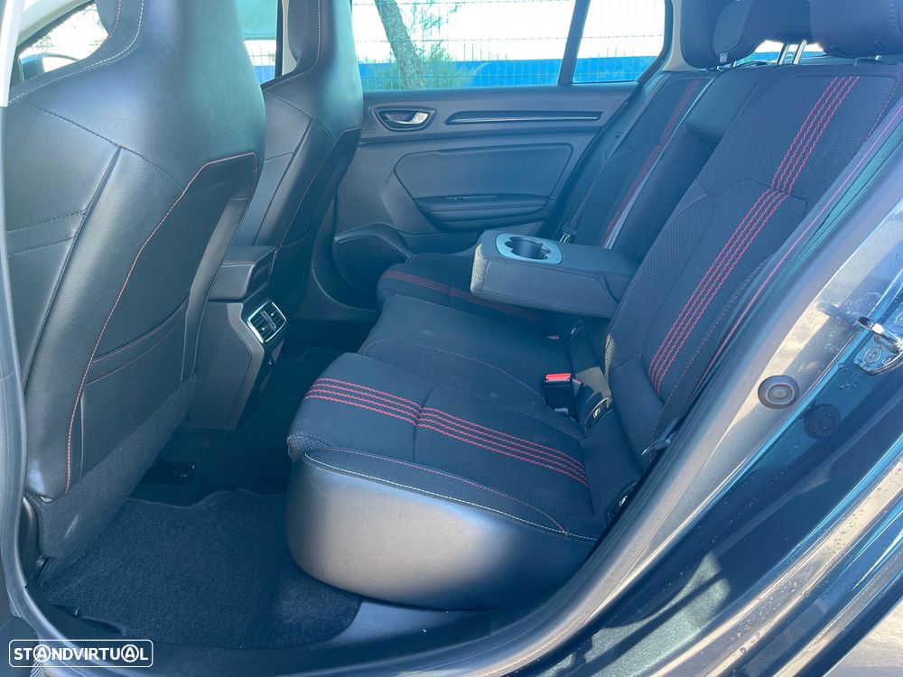 Renault Mégane Sport Tourer 1.5 Blue dCi R.S. Line - 22