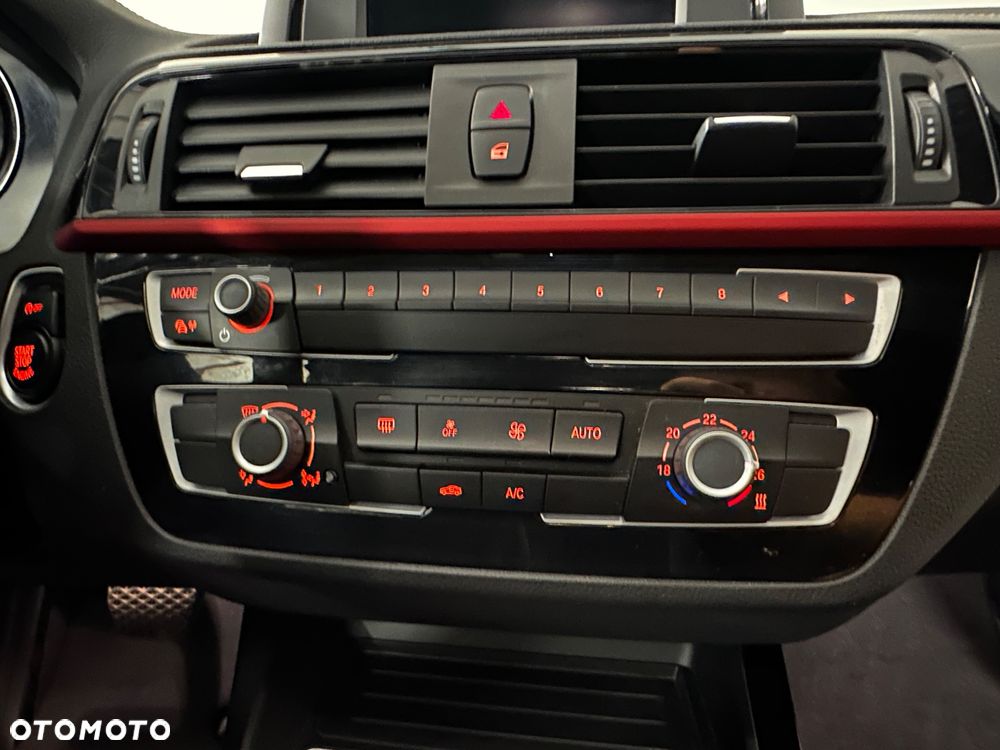 BMW Seria 1 - 24