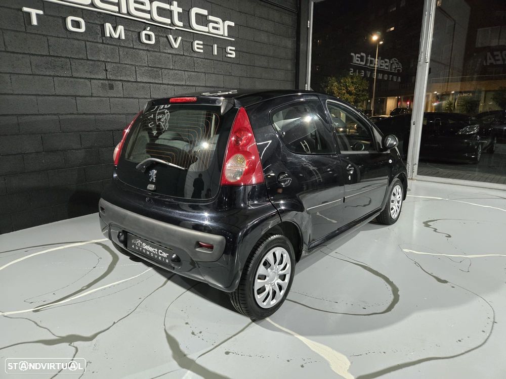 Peugeot 107 1.0 Urban - 26