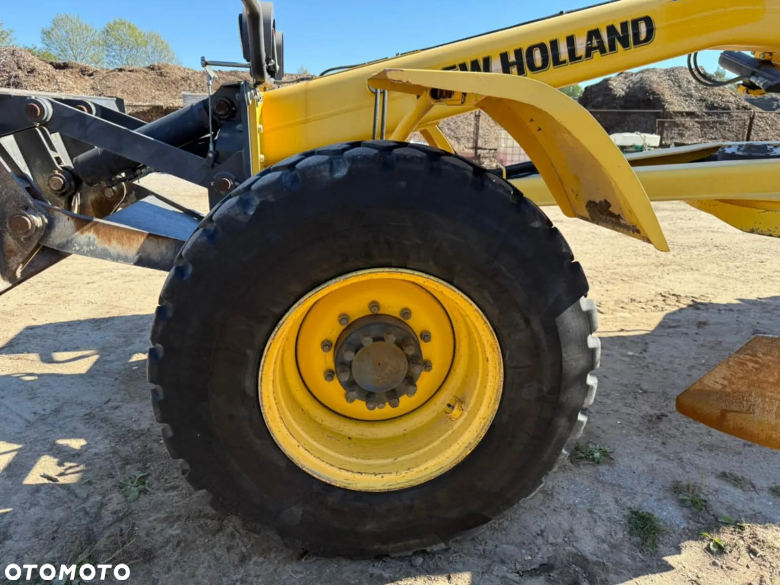 New Holland F156.7A 6x6 - 4