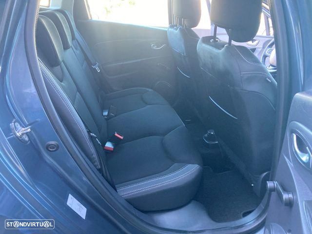 Renault Clio Sport Tourer Energy TCe 90 Business - 29