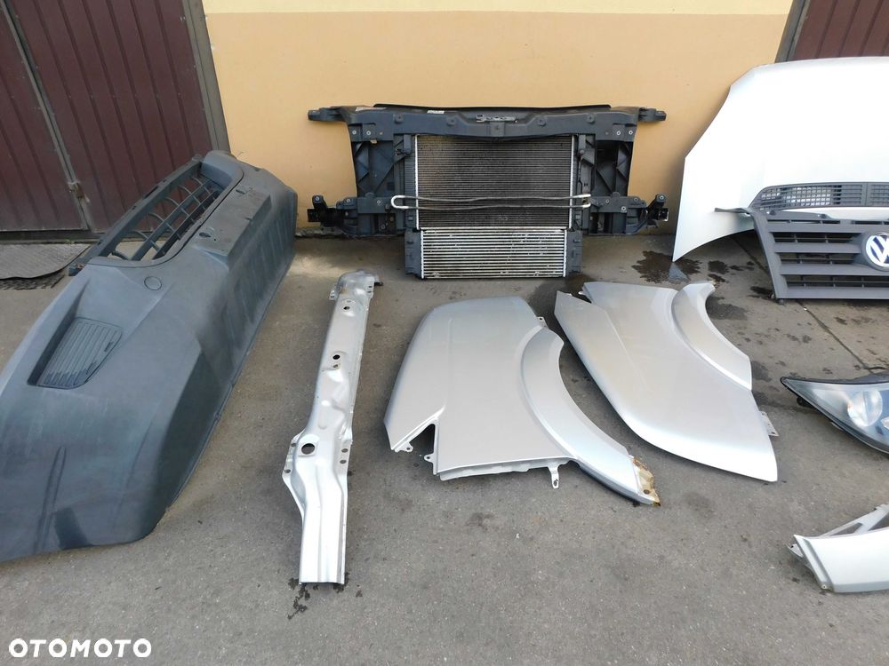 VW Crafter 2.5 przód kompletny maska chłodnice zderzak lampy błotniki - 3