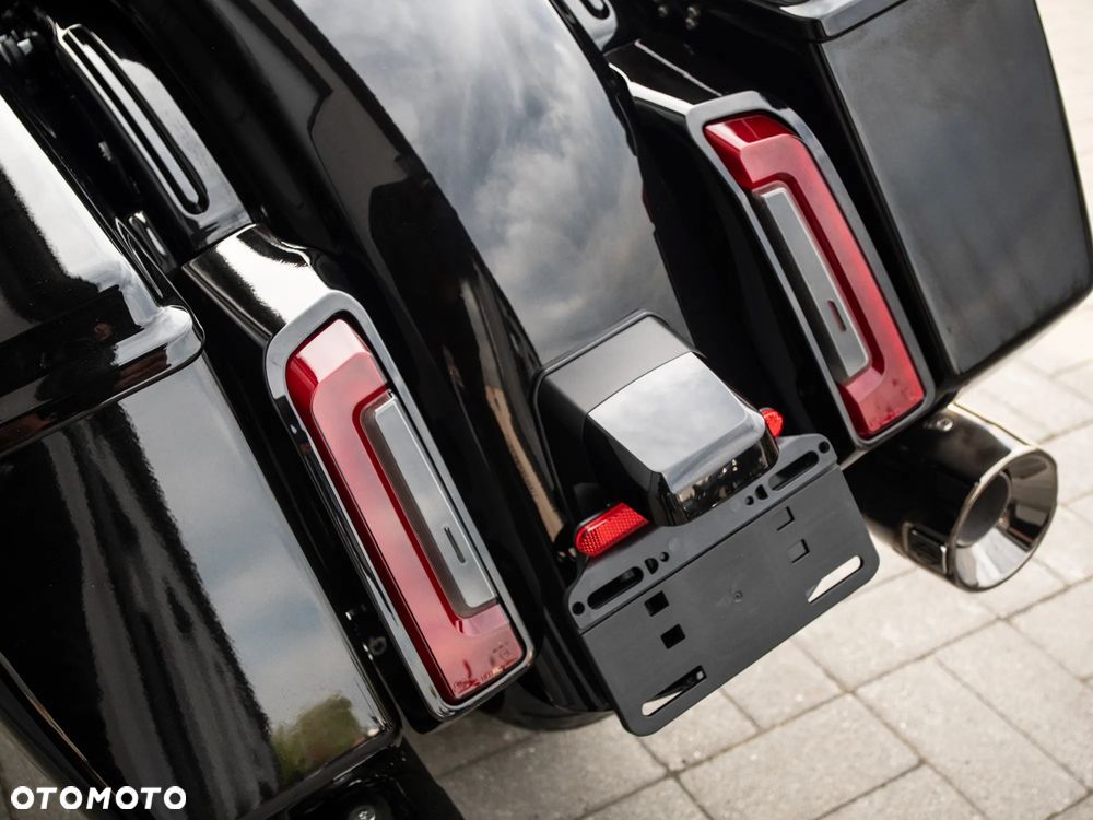Harley-Davidson Touring Road Glide - 23