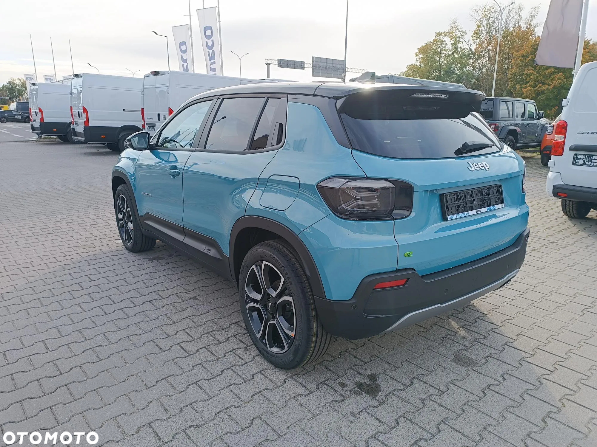 Jeep Avenger 1.2 T3 mHEV Altitude FWD eDCT6 - 3