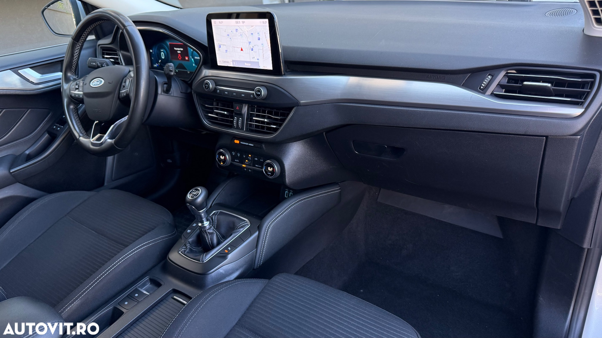 Ford Focus 1.5 EcoBlue Start-Stopp-System TITANIUM X - 36
