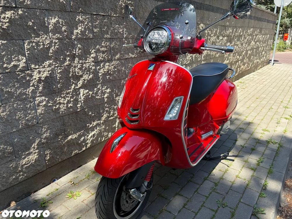 Vespa GTS - 4
