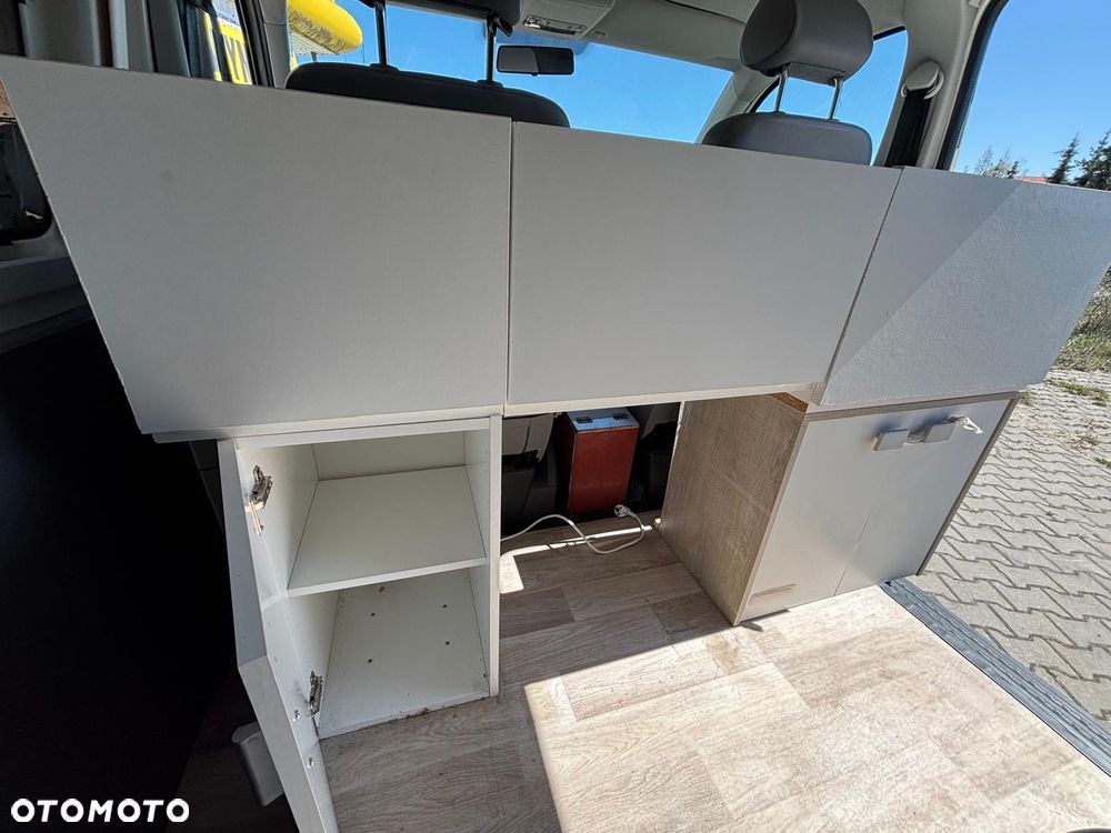 Volkswagen Transporter L2H1 Mixt - 28