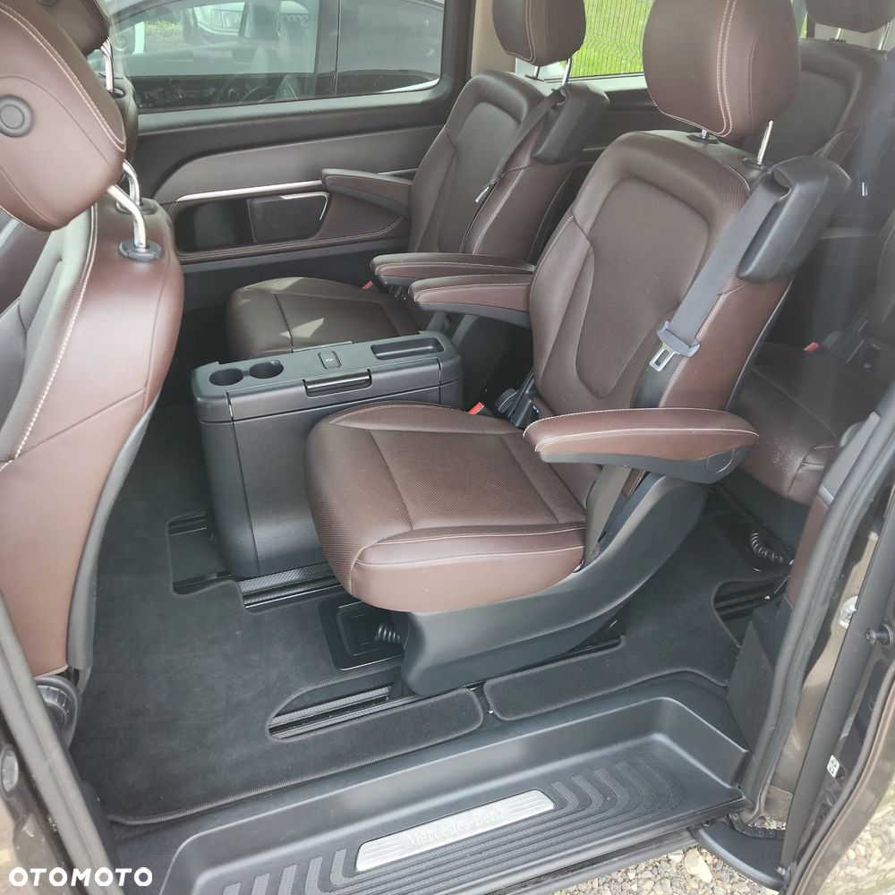 Mercedes-Benz Klasa V 250 d 4-Matic Avantgarde 7G-Tronic (d³ugi) - 22