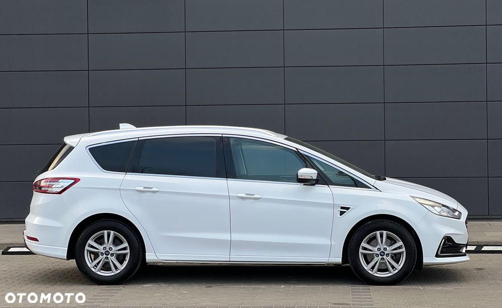 Ford S-Max 2.0 TDCi Titanium PowerShift - 24