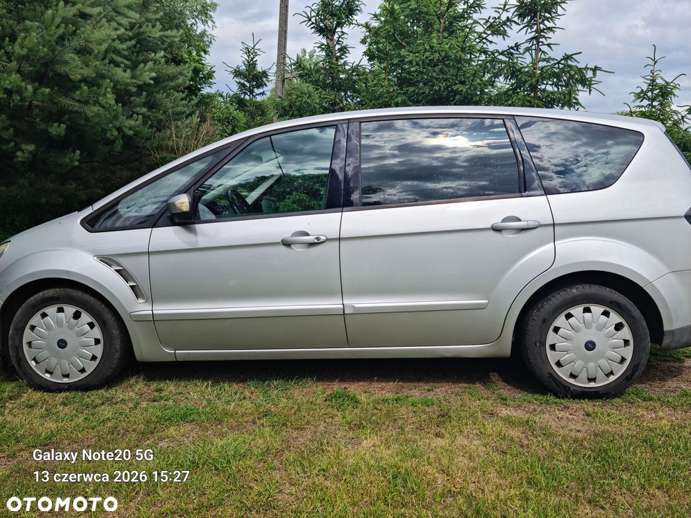 Ford S-Max - 14