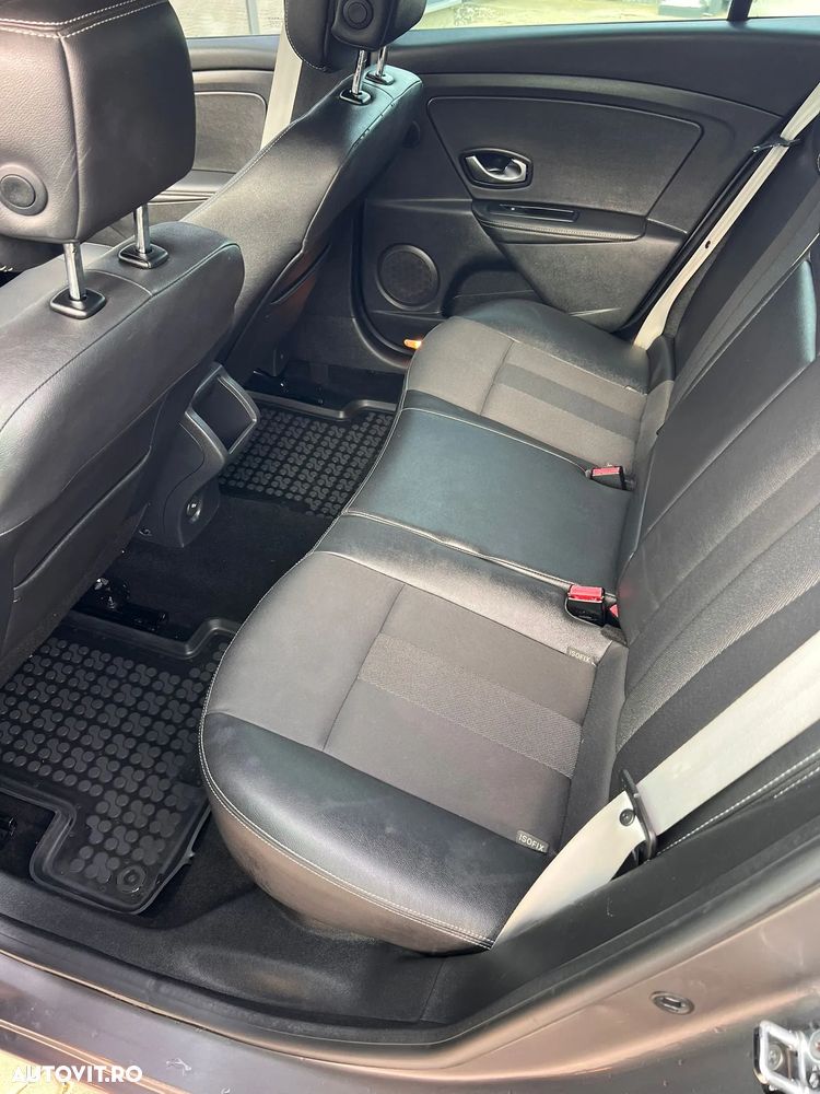 Renault Megane TCe 130 BOSE Edition - 15