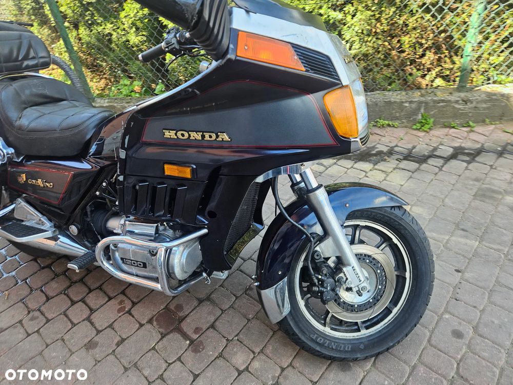 Honda GL - 5