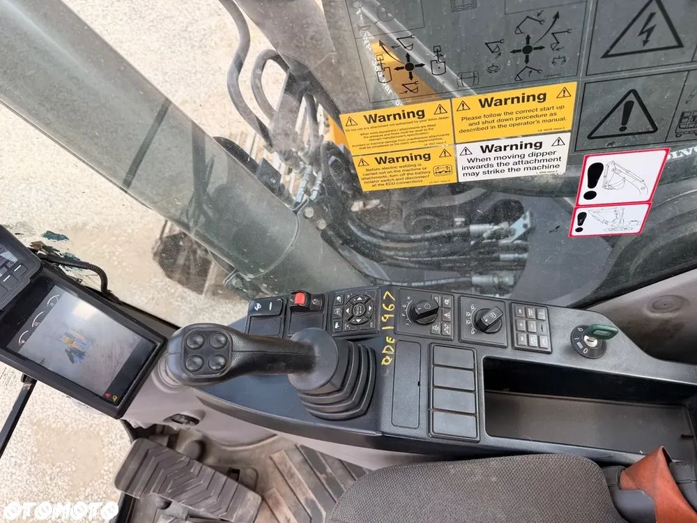 Volvo Ec220 - 16