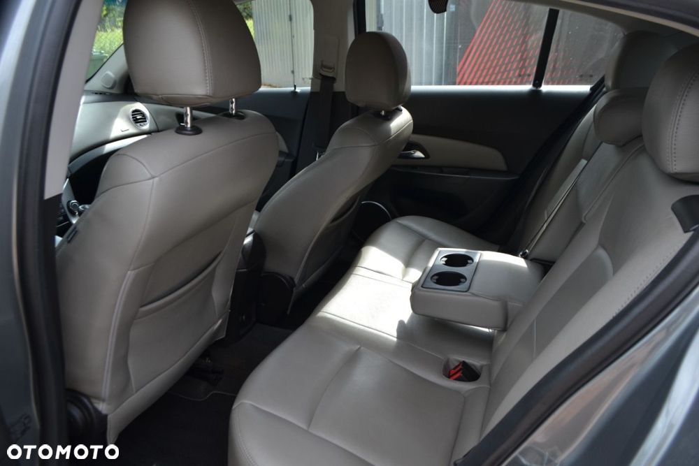 Chevrolet Cruze - 5