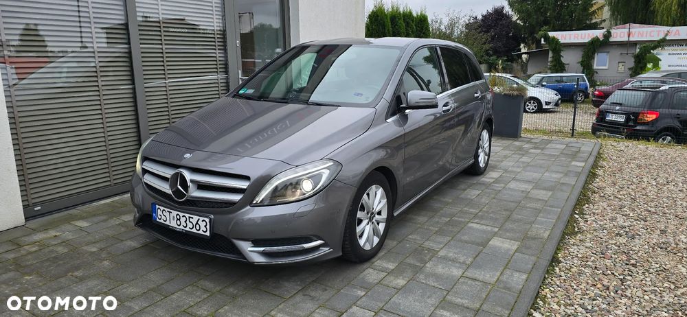 Mercedes-Benz Klasa B 180 - 10
