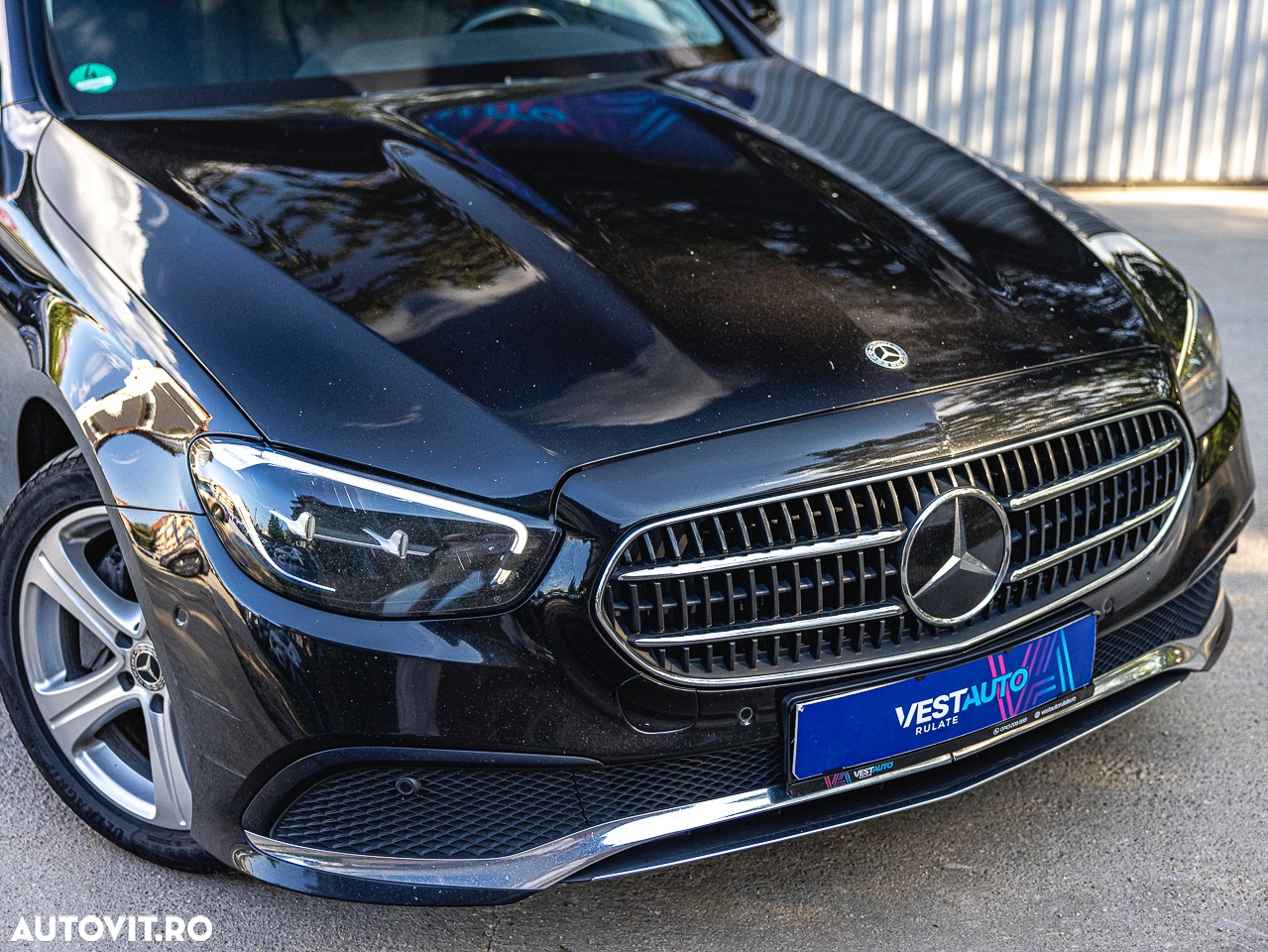 Mercedes-Benz E 300 de 4MATIC Aut. - 33