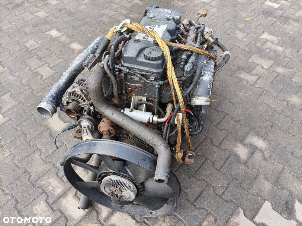 IVECO EURO CARGO SILNIK DIESLA 3.9L F4AE3481B 170KM - 12