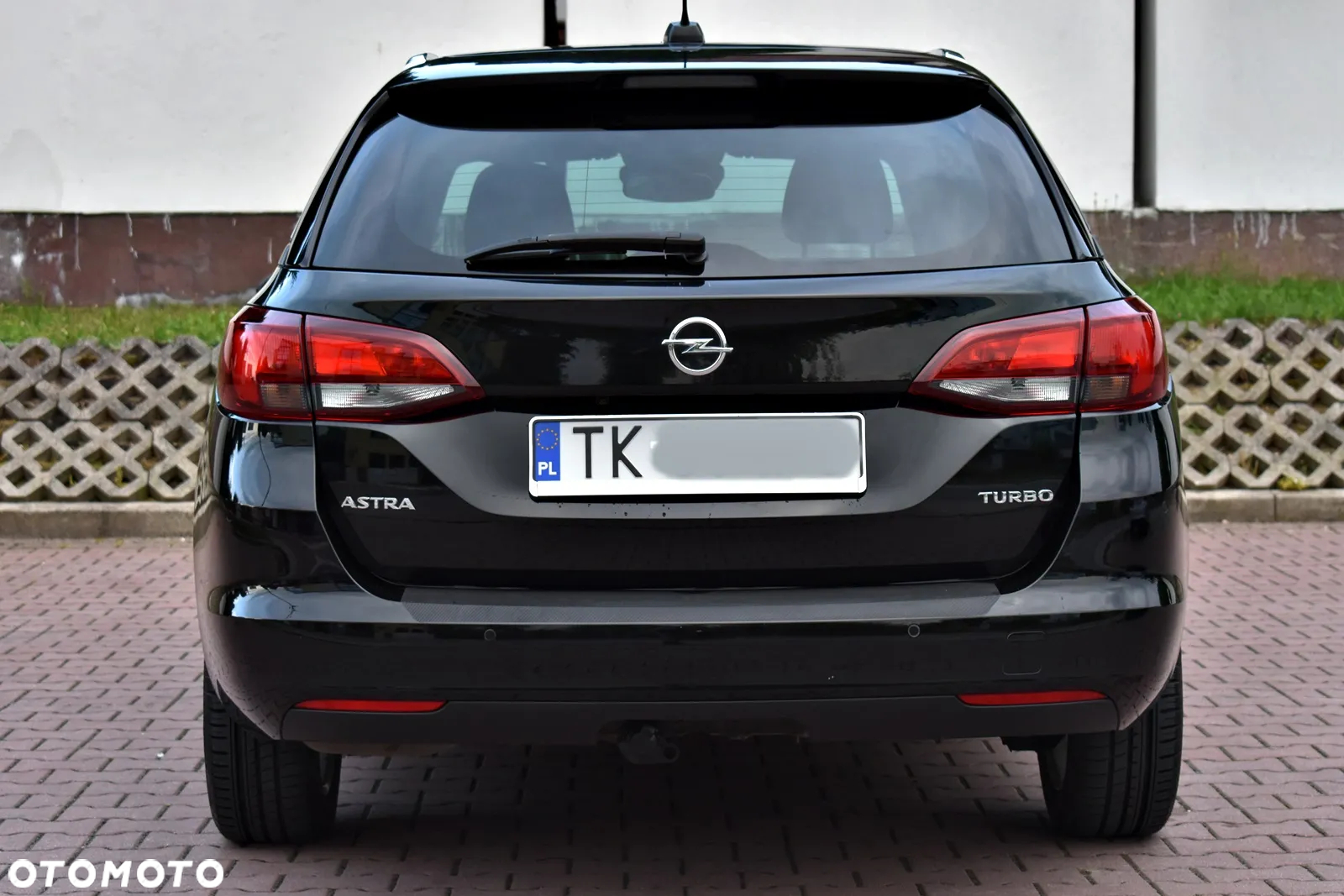 Opel Astra V 1.4 T Enjoy - 12