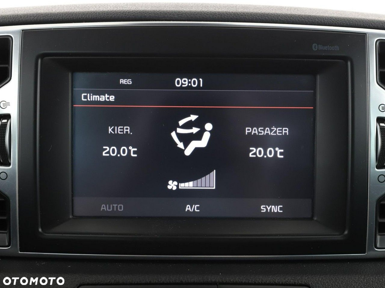 Kia Sportage 1.7 CRDI 2WD Attract - 26