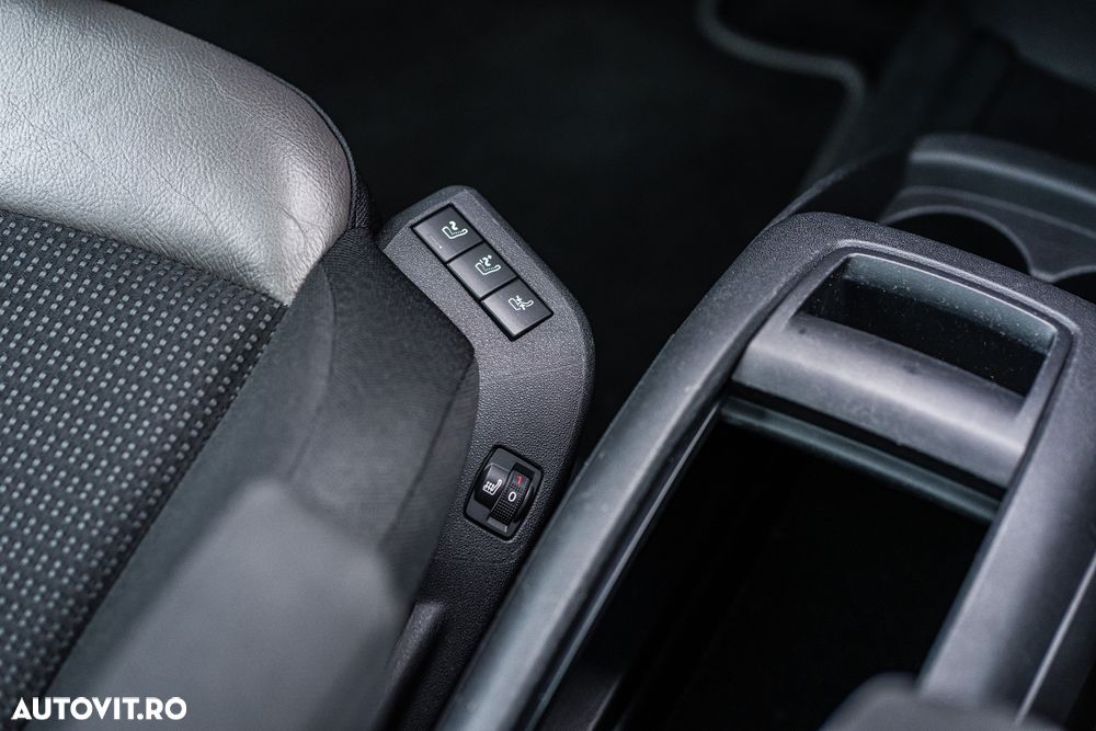 Citroën C4 Space Tourer PureTech 130 Stop&Start EAT8 SHINE - 10