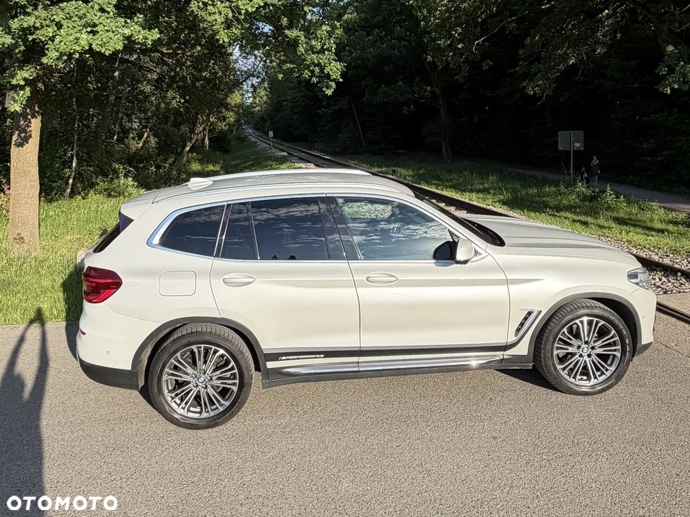 BMW X3 xDrive20d Luxury Line - 2
