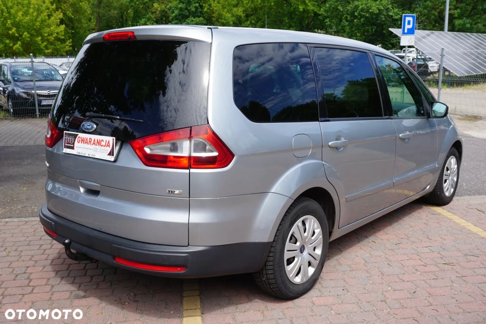 Ford Galaxy 2.0 TDCi Ambiente - 3