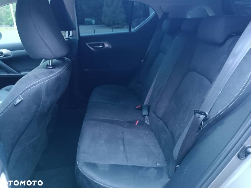 Lexus CT 200h Elegance EU6 - 13