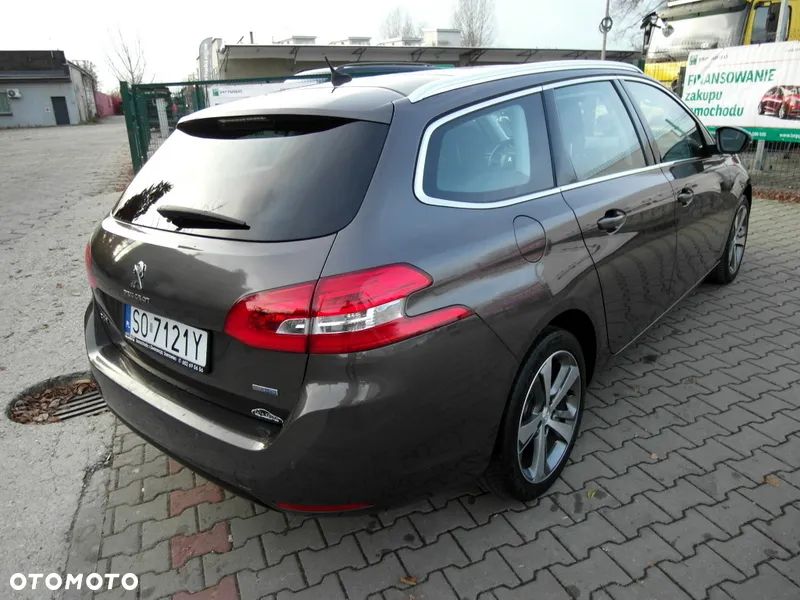 Peugeot 308 SW HDi FAP 150 Allure - 13