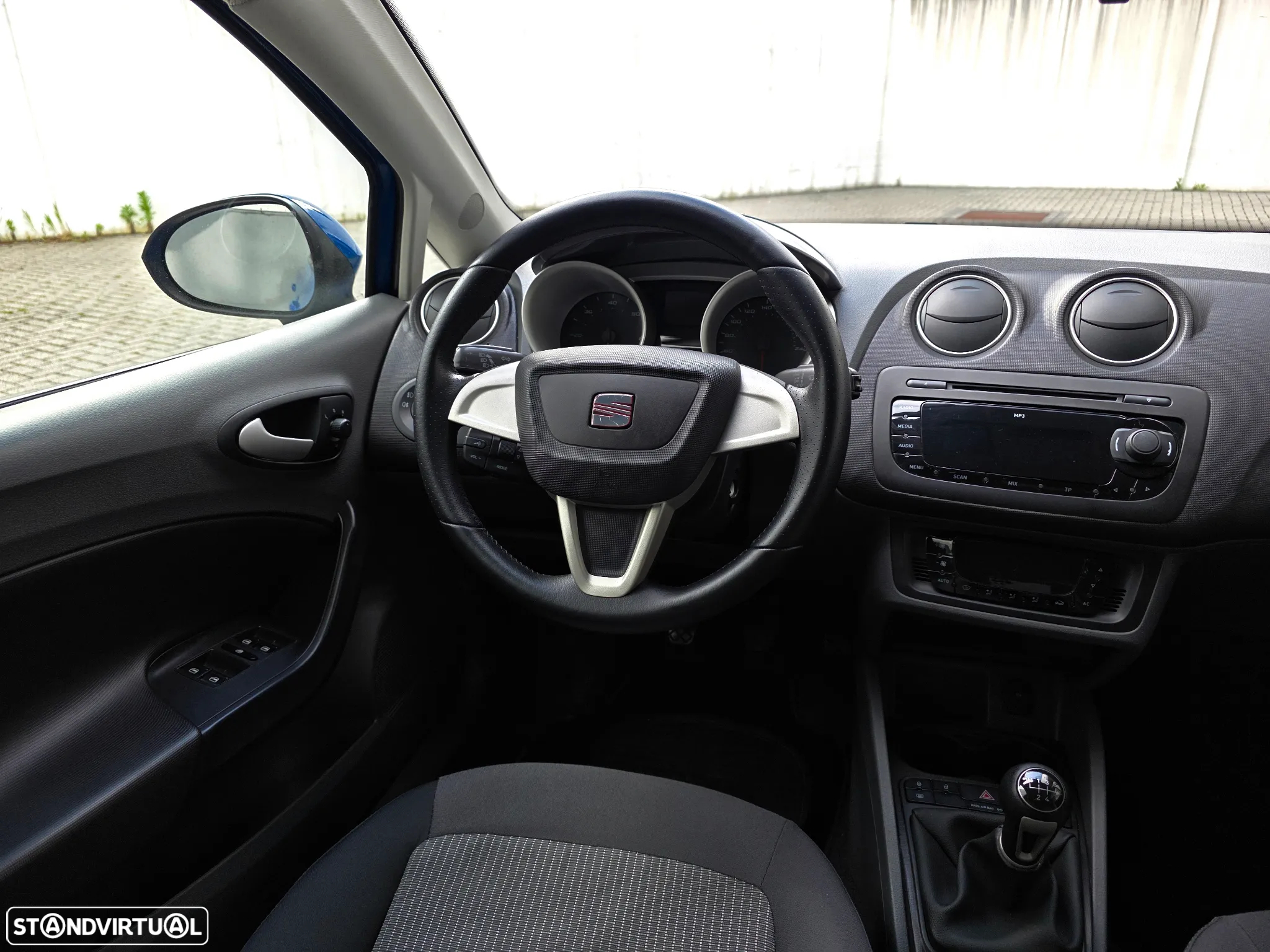 SEAT Ibiza ST 1.6 TDI Style DPF - 38