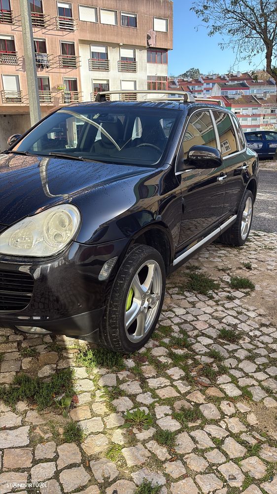 Porsche Cayenne - 26