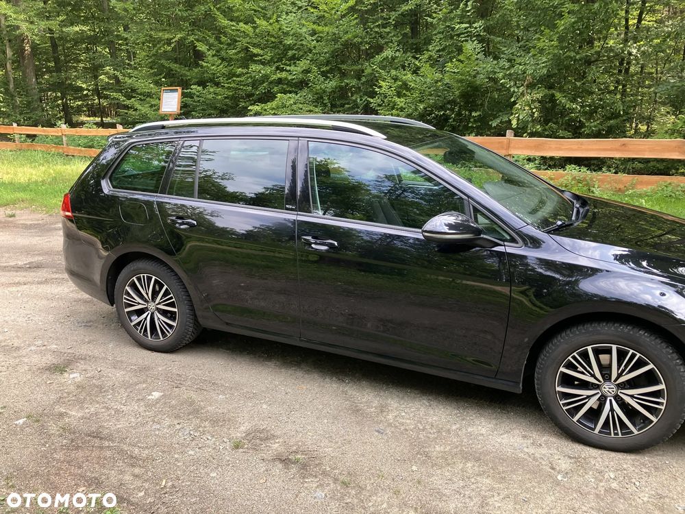 Volkswagen Golf 2.0 TDI BlueMotion Technology Allstar - 10