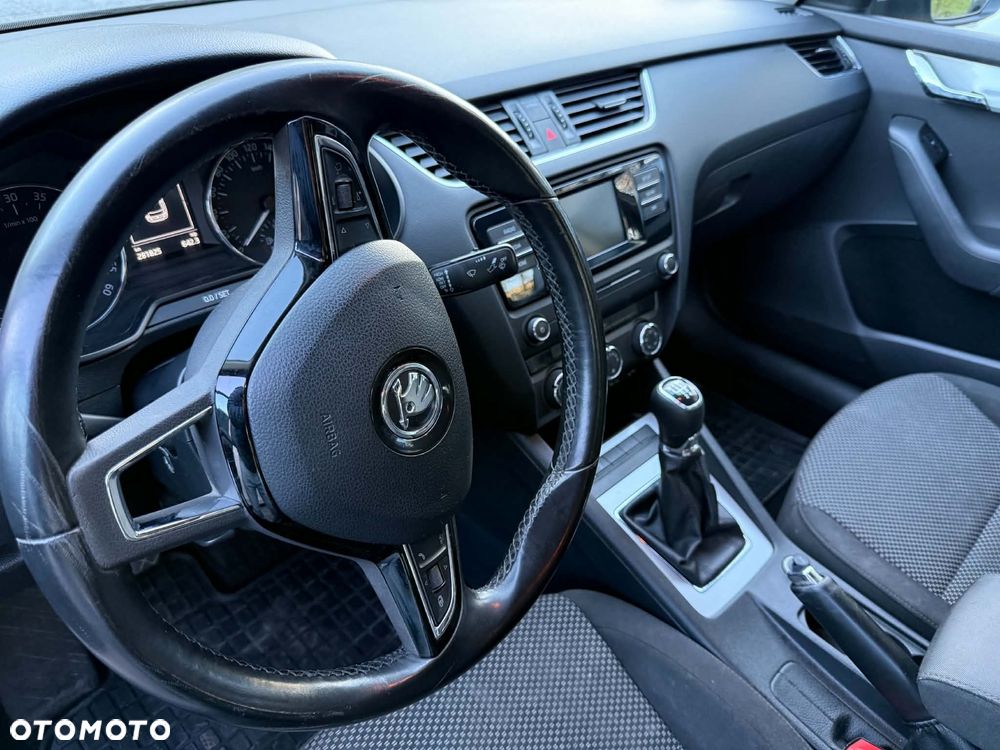 Skoda Octavia 1.6 TDI Edition - 12