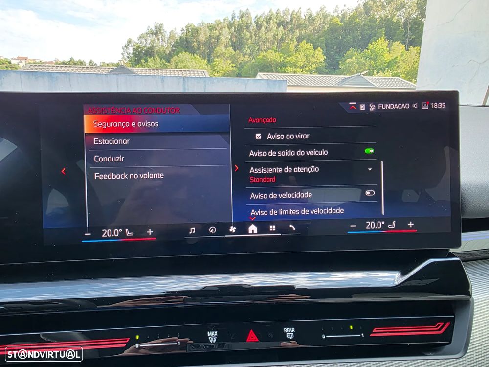 BMW 530 e Pack Desportivo M Pro - 27