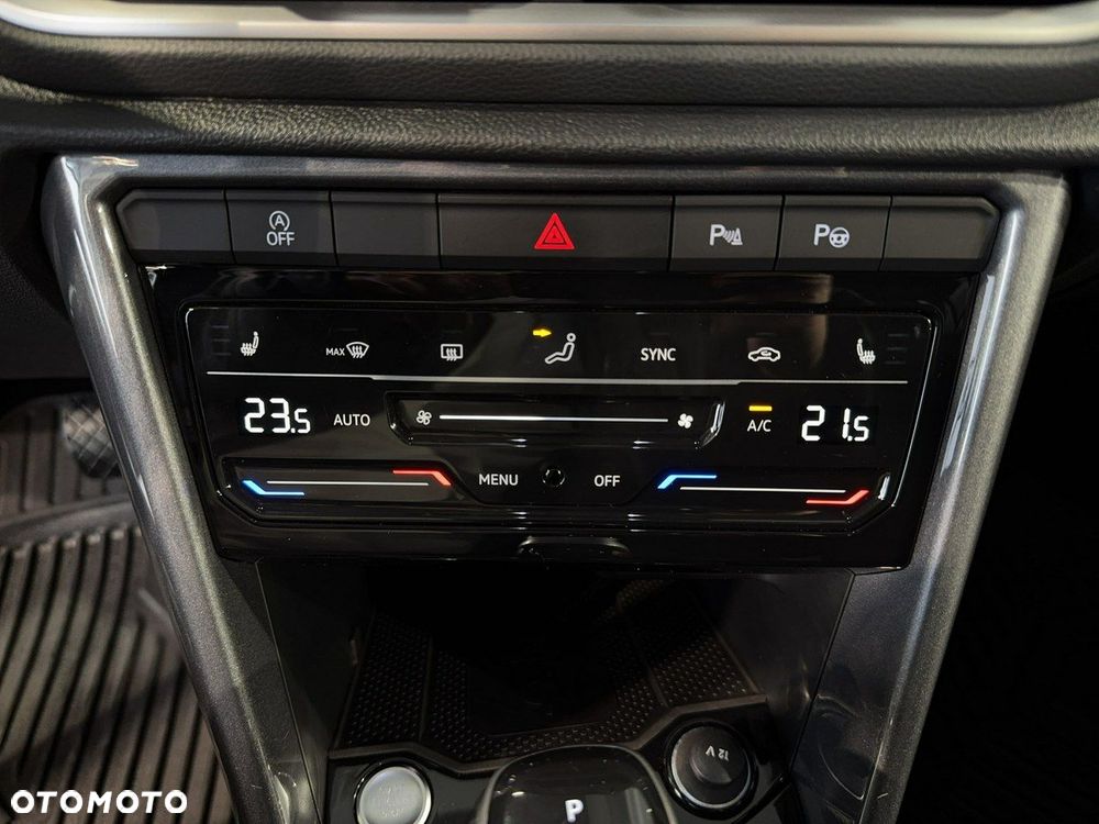 Volkswagen T-Roc - 26