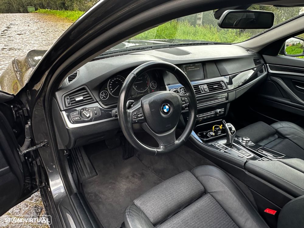 BMW 520 d Auto - 23