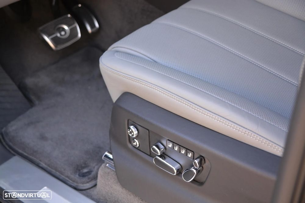 Bentley Bentayga Hybrid - 43