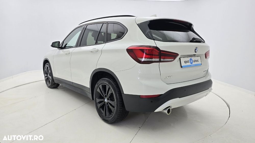 BMW X1 - 8