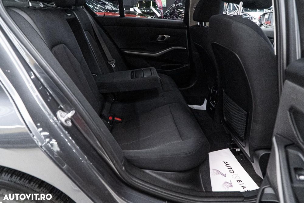 BMW Seria 3 316d Aut. Sport Line - 8