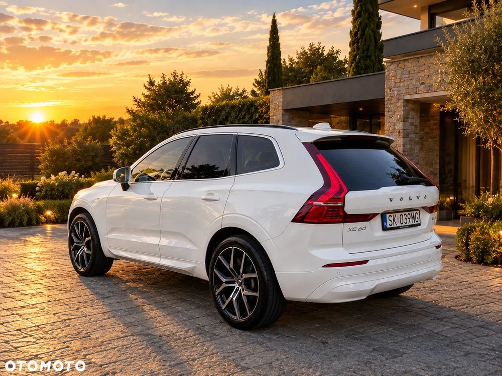 Volvo XC 60 B4 B Momentum Pro - 3
