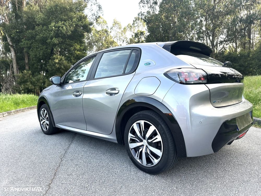 Peugeot e-208 Active Pack - 16