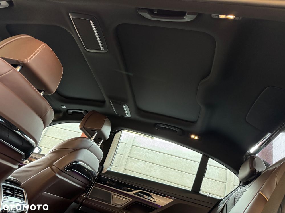 BMW Seria 7 740Li xDrive - 9