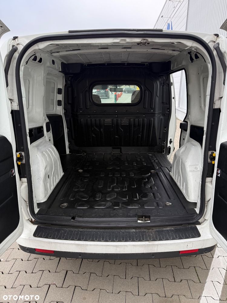 Opel Combo - 8