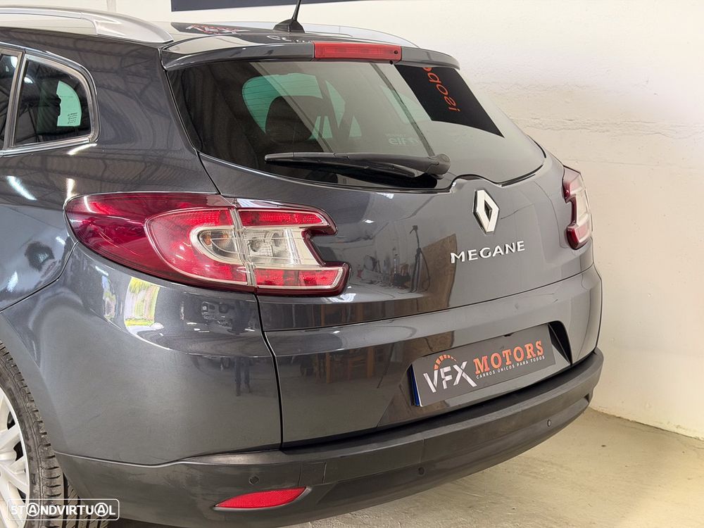 Renault Mégane Sport Tourer 1.5 dCi Luxe SS - 18